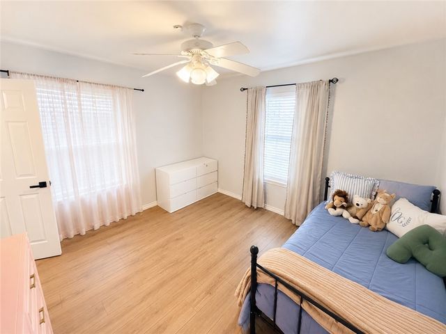 206 Oak Ridge Dr, Corpus Christi, TX 78418