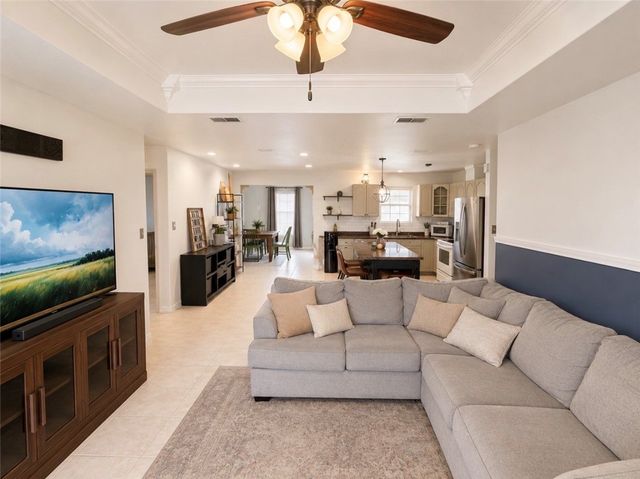 206 Oak Ridge Dr, Corpus Christi, TX 78418