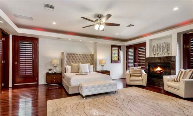 8827 Evanview, Los Angeles, CA 90069