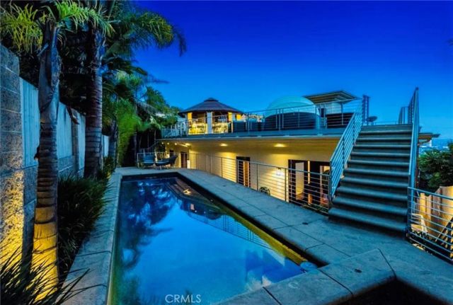 8827 Evanview, Los Angeles, CA 90069