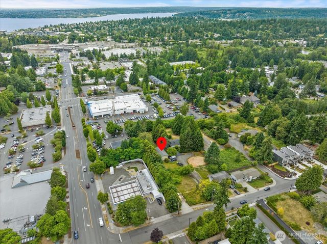 8519 126th Avenue NE, Kirkland, WA 98033