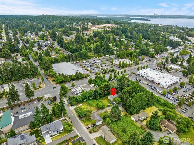 8519 126th Avenue NE, Kirkland, WA 98033