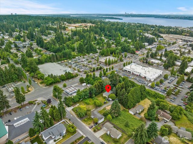 8519 126th Avenue NE, Kirkland, WA 98033