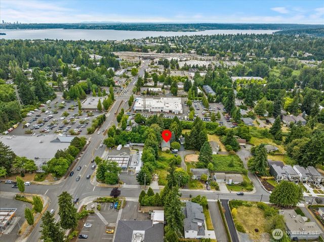 8519 126th Avenue NE, Kirkland, WA 98033