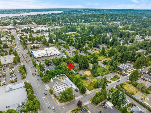 8519 126th Avenue NE, Kirkland, WA 98033