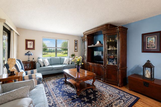 272 Beaver Dam Court, Royal Palm Beach, FL 33411