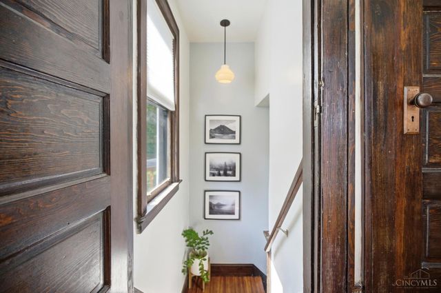 1539 Ambrose Avenue, Cincinnati, OH 45224