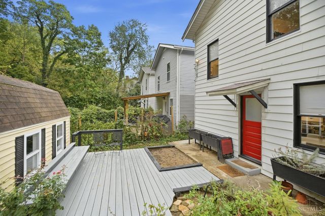1539 Ambrose Avenue, Cincinnati, OH 45224