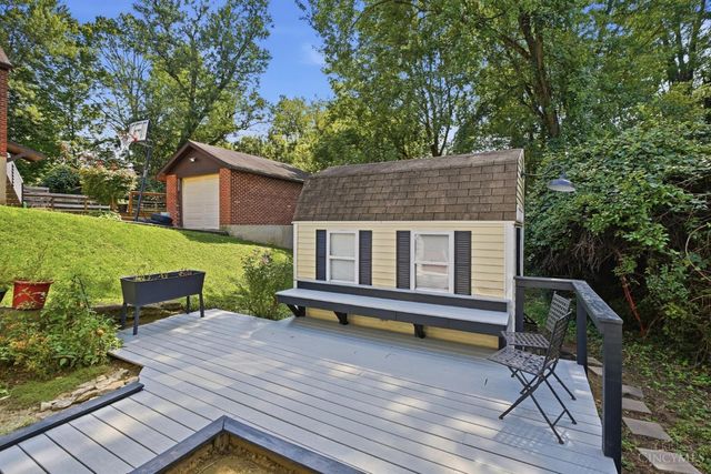 1539 Ambrose Avenue, Cincinnati, OH 45224