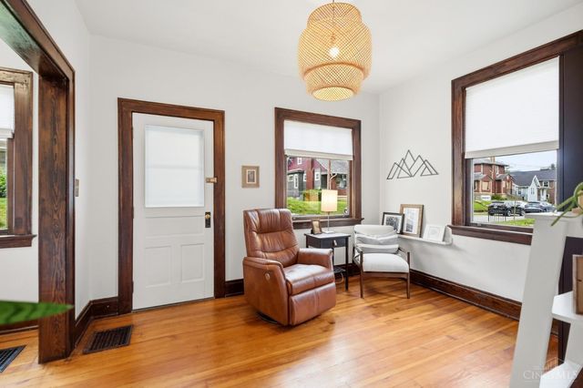 1539 Ambrose Avenue, Cincinnati, OH 45224