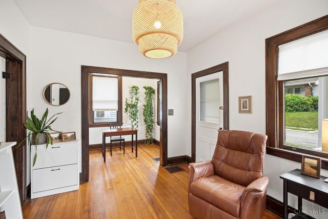 1539 Ambrose Avenue, Cincinnati, OH 45224