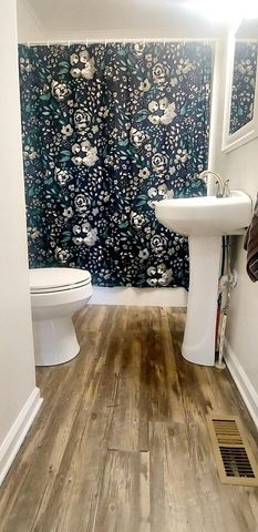 3627 Lilac AVE, Roanoke, VA 24017