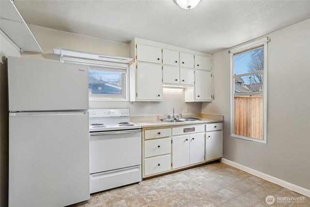 709 S M Street #A & B, Tacoma, WA 98405