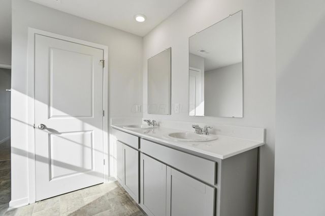 388 Garnet Ranch Drive, Delaware, OH 43015