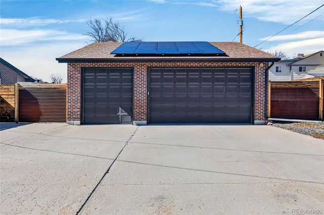 8601 W 64th Place, Arvada, CO 80004