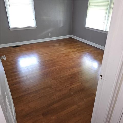 60 N East Main N Street, Hampton, GA 30228