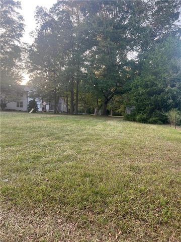 60 N East Main N Street, Hampton, GA 30228