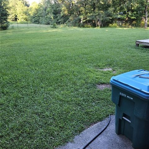 60 N East Main N Street, Hampton, GA 30228