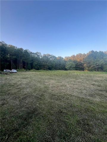 60 N East Main N Street, Hampton, GA 30228