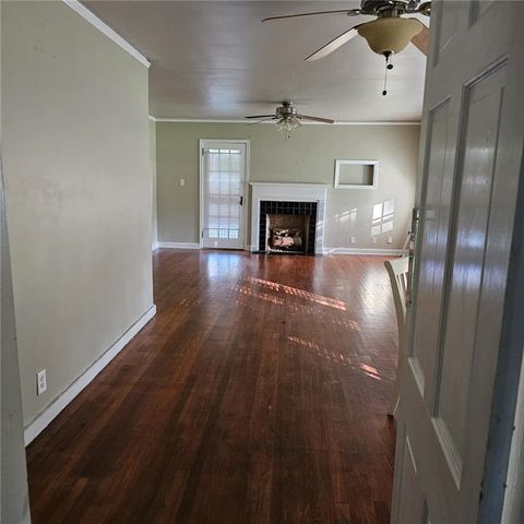 60 N East Main N Street, Hampton, GA 30228