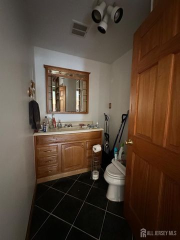 257 Summerhill Road, Spotswood, NJ 08884