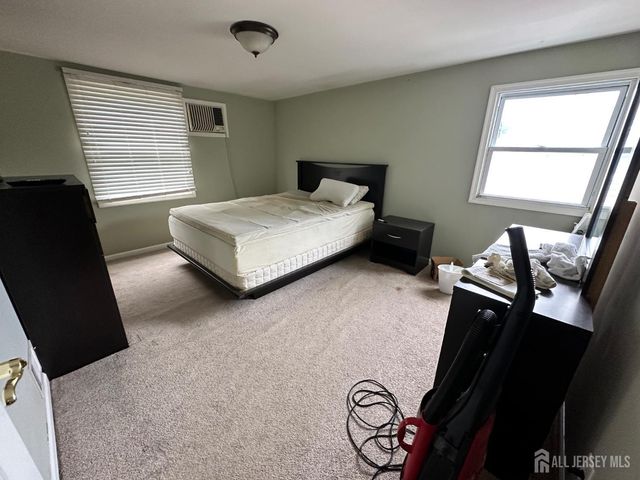 257 Summerhill Road, Spotswood, NJ 08884
