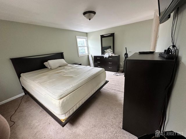 257 Summerhill Road, Spotswood, NJ 08884