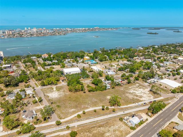 611 PALM BLUFF STREET, Clearwater, FL 33755