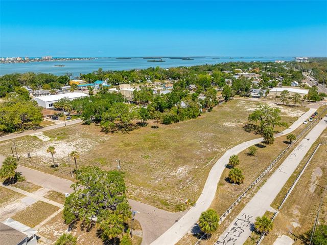611 PALM BLUFF STREET, Clearwater, FL 33755