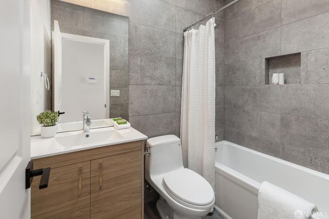 218 Justin Drive, San Francisco, CA 94112