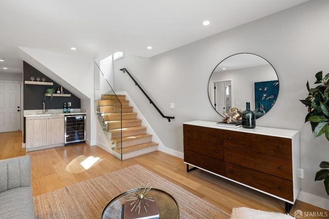 218 Justin Drive, San Francisco, CA 94112