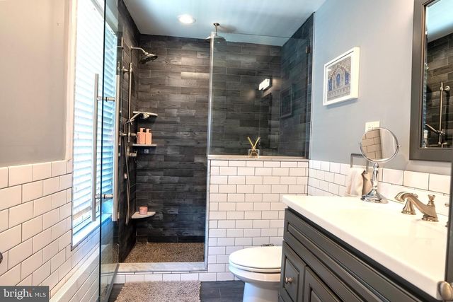 615 SOLLY AVE, Philadelphia, PA 19111