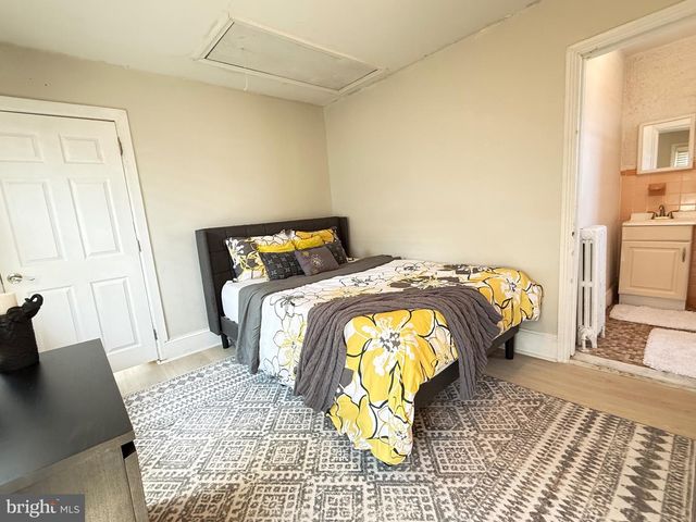 615 SOLLY AVE, Philadelphia, PA 19111