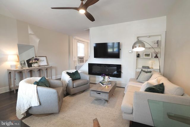 615 SOLLY AVE, Philadelphia, PA 19111