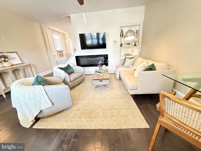 615 SOLLY AVE, Philadelphia, PA 19111