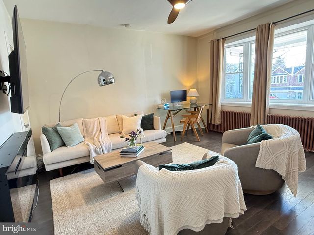 615 SOLLY AVE, Philadelphia, PA 19111