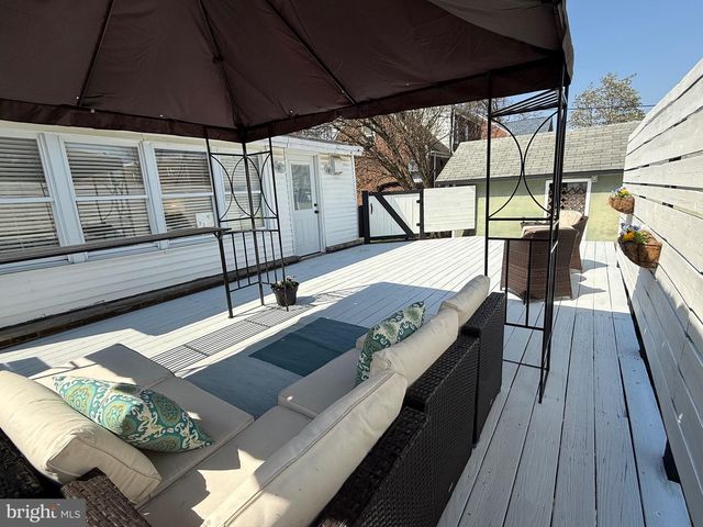 615 SOLLY AVE, Philadelphia, PA 19111