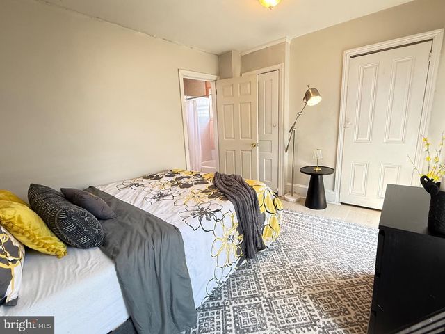 615 SOLLY AVE, Philadelphia, PA 19111