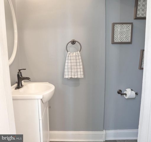 615 SOLLY AVE, Philadelphia, PA 19111