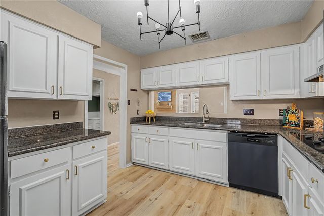 794 Thicket Lane, Houston, TX 77079