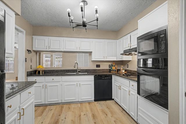 794 Thicket Lane, Houston, TX 77079