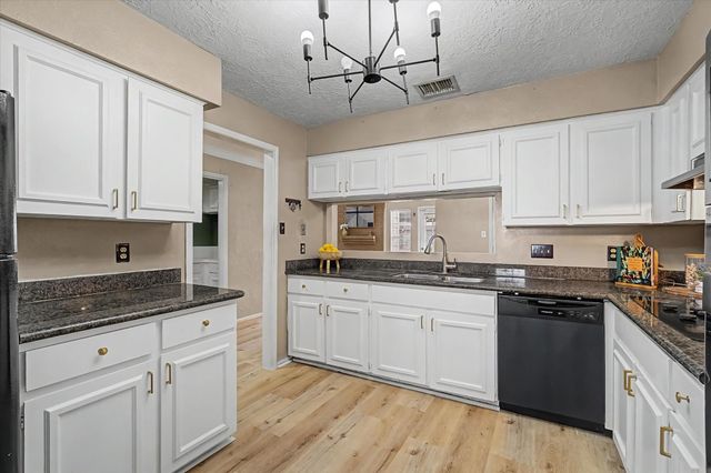 794 Thicket Lane, Houston, TX 77079