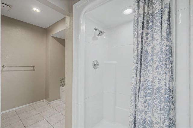 794 Thicket Lane, Houston, TX 77079