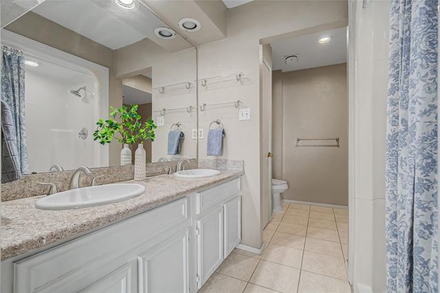 794 Thicket Lane, Houston, TX 77079