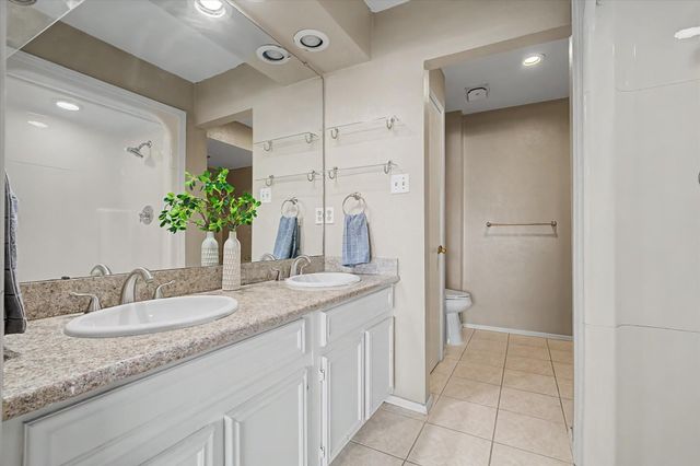 794 Thicket Lane, Houston, TX 77079