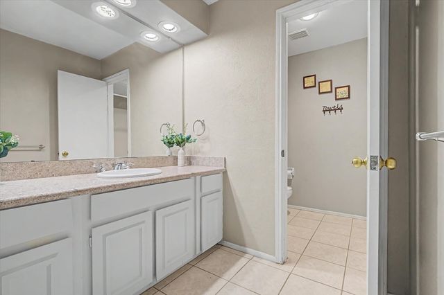 794 Thicket Lane, Houston, TX 77079