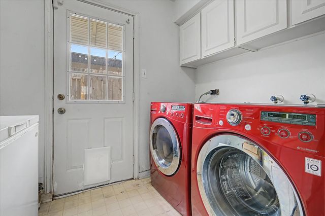 794 Thicket Lane, Houston, TX 77079