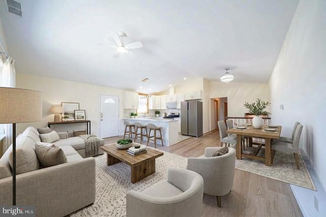 730 CHARETTE RD, Philadelphia, PA 19115