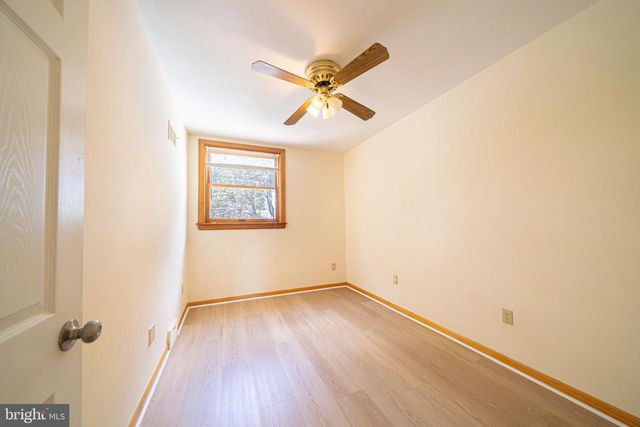 730 CHARETTE RD, Philadelphia, PA 19115