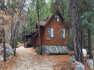 40411 Valley Of The Falls, Forest Falls, CA 92339